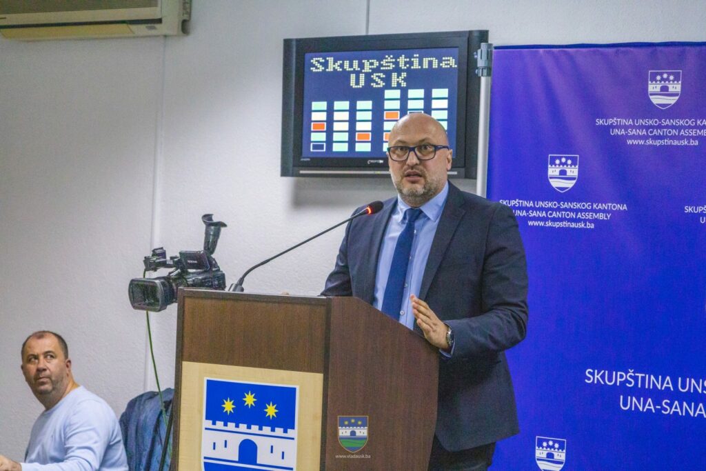 Ostavljam svjetla Sarajeva, vraćam se u Krajinu