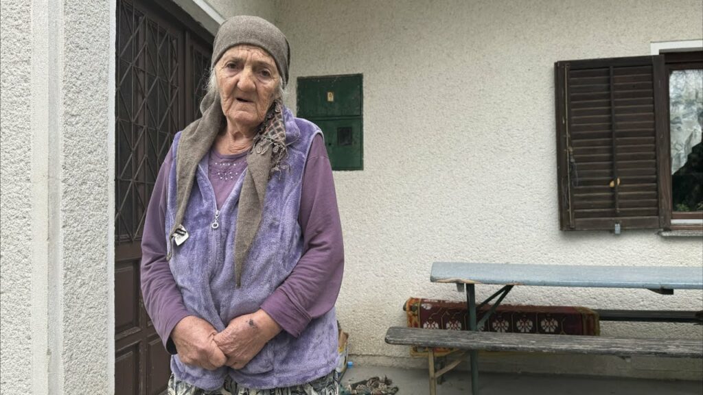 “Skrivala sam se u kukuruzima kako bi obukla haljinu, a danas djevojke hodaju gole”