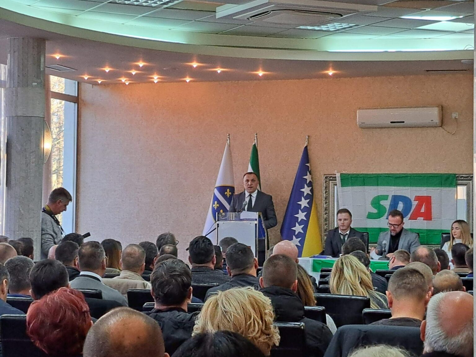 Šemsudin Dedić izabran za novog predsjednika GO SDA Bihać