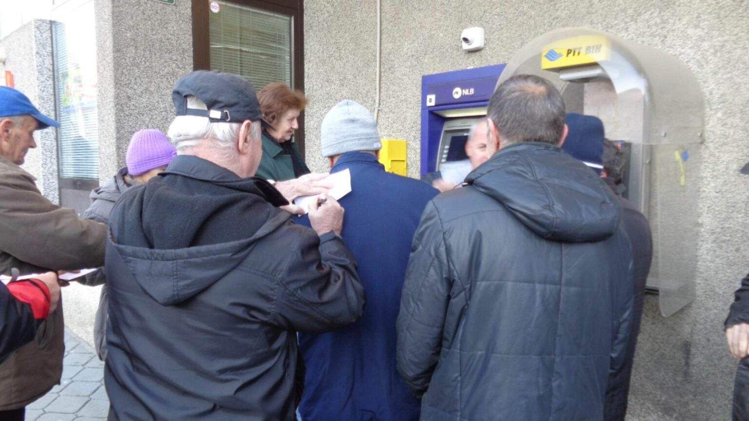 Uvećane penzije tek od aprila?!