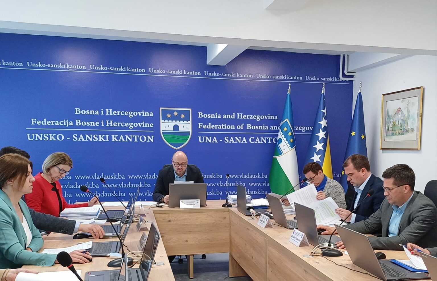 Koliko savjetnika ministri u Vladi USK mogu zaposliti?