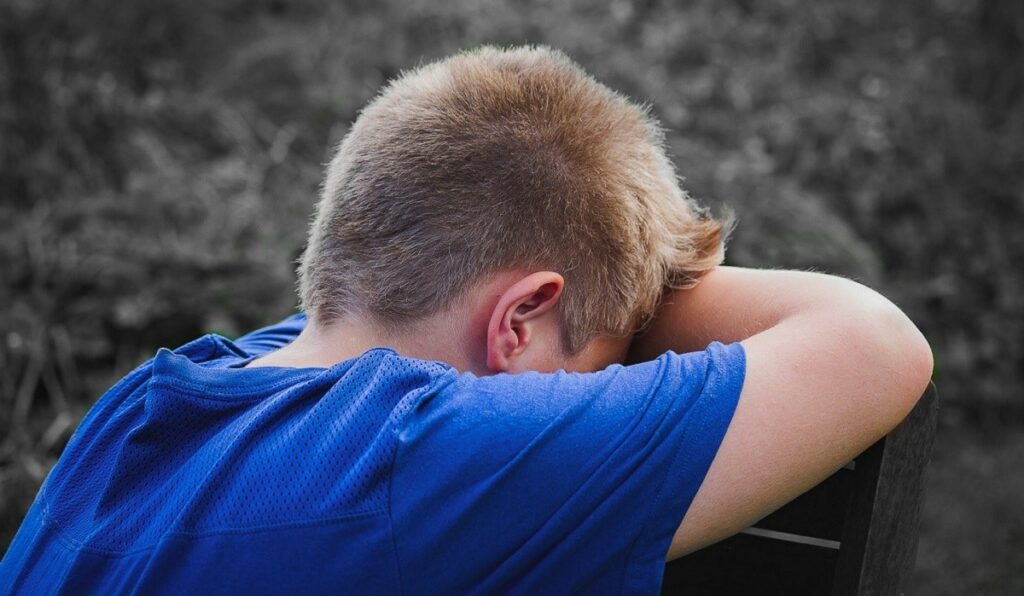 Horor u Zenici! U parku pored škole silovan 16-godišnji dječak