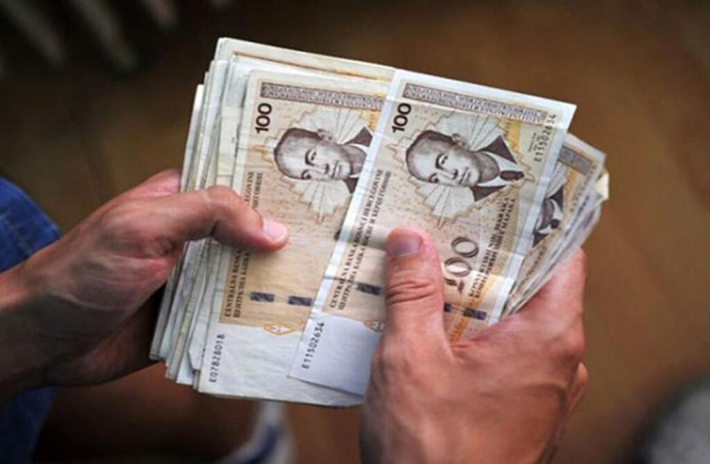 Prosječna plata od 2.000 KM s malo volje vlasti može biti dostižna