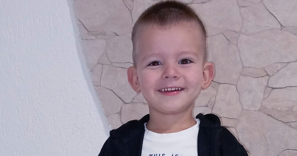 Četverogodišnji Emin treba pomoć dobrih ljudi!