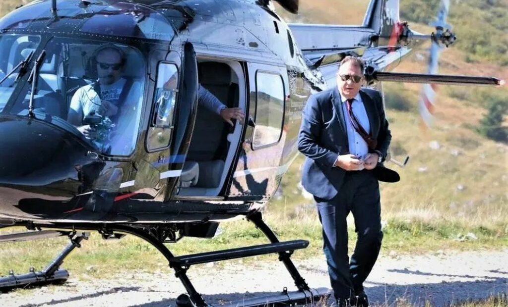 Avion Vlade RS u Banjoj Luci, ali gdje je Milorad Dodik. Kako će se bjegunac iz Srbije vratiti u BiH