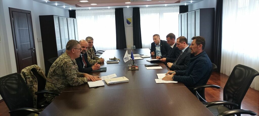 Grad Bihać i OS BiH usklađuju planove za infrastrukturu na Grabežu