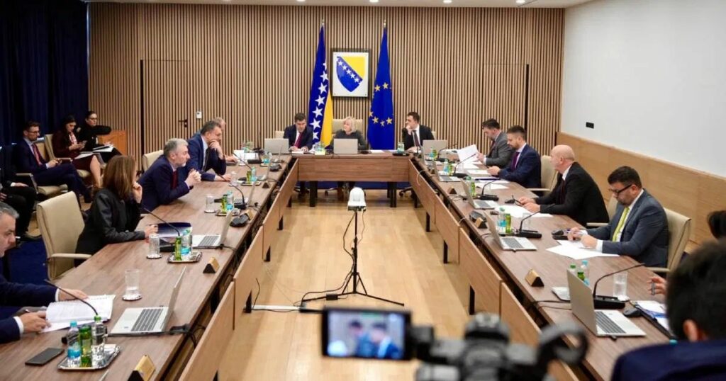 Raskrinkan plan SNSD-a pred silazak s vlasti, pokušali od države “izvući 100 miliona KM”!?