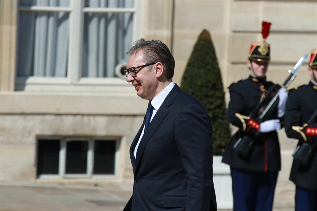 Vučić trčkara po Evropi i traži milost za Dodika, ali nailazi samo na šamar za šamarom