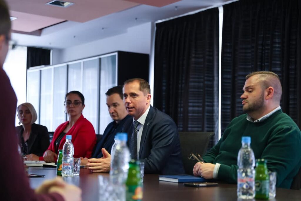 Predstavnici JP Autoceste FBiH predali Gradu Bihaću elaborat za prvu fazu eksproprijacije zemljišta za izgradnju brze ceste Bihać – Cazin – Velika Kladuša