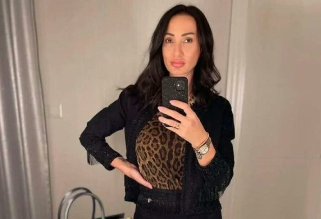 “Pozivni broj za hot line iz Britanske ambasade je dvije trojčice”