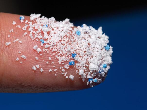 Budite oprezni: Ovi predmeti u vašoj kuhinji ispuštaju najviše mikroplastike