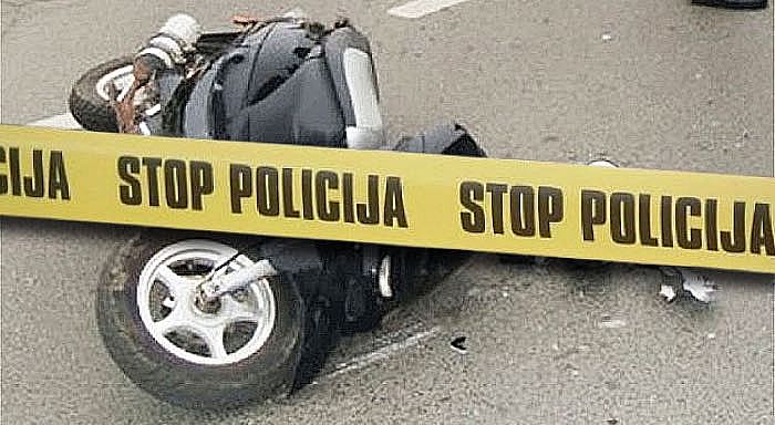 Saobraćajna nesreća u Sanskom Mostu, povrijeđen vozač mopeda