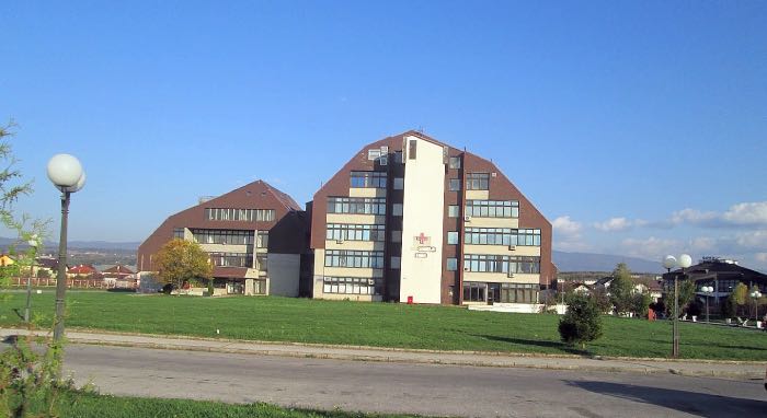 Dom zdravlja Bihać raspisao konkurs za nova radna mjesta