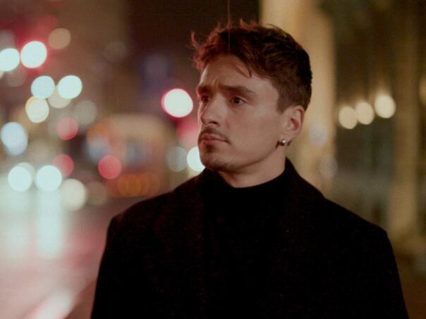 Adi Šoše objavio hit “Tuđa” – pjesma u kojoj će se mnogi prepoznati