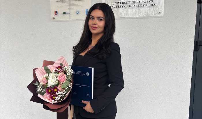 Emina Cerić iz Sanskog Mosta magistrirala na Univerzitetu u Sarajevu