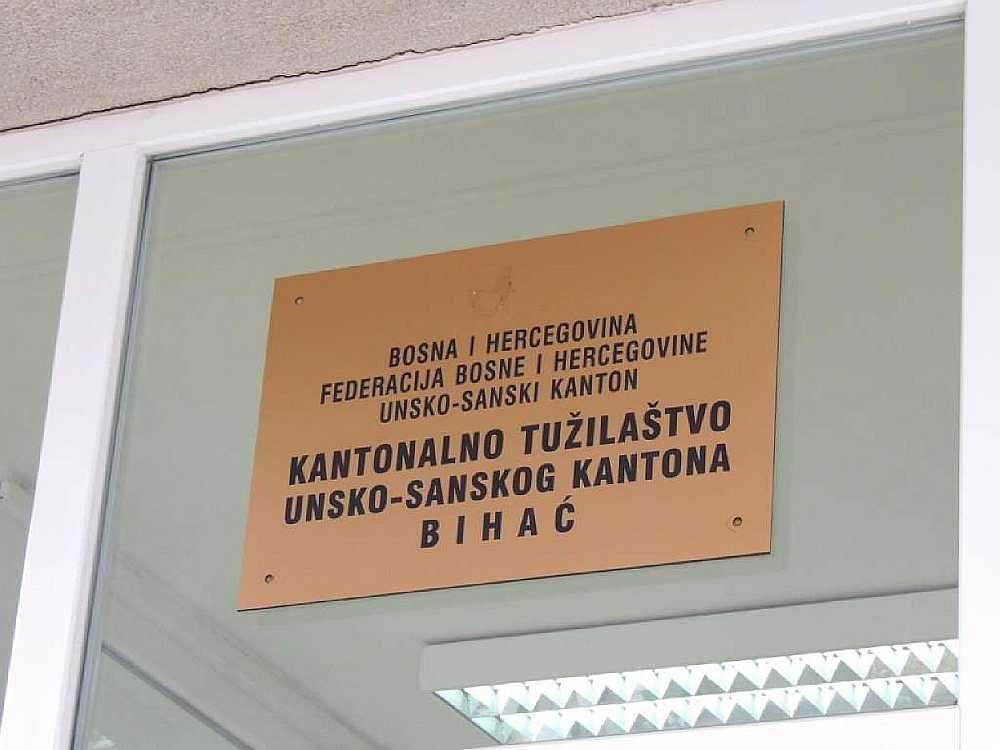 Trojac iz Krajine koji je krijumčario tri kilograma kokaina ostaje u pritvoru