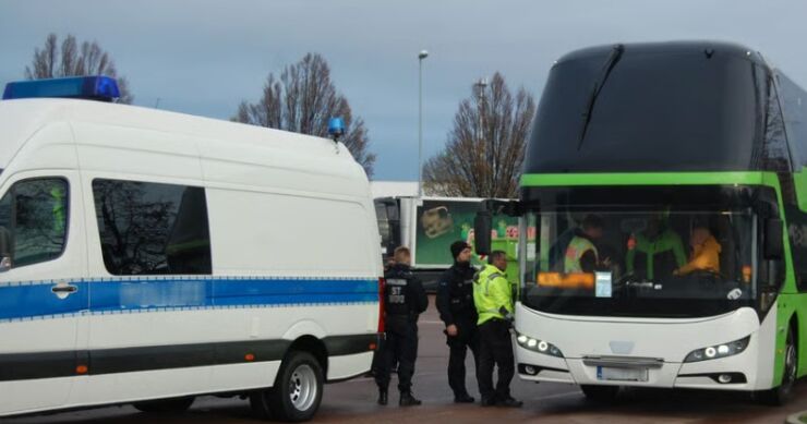 15 putnika moralo napustiti vozilo