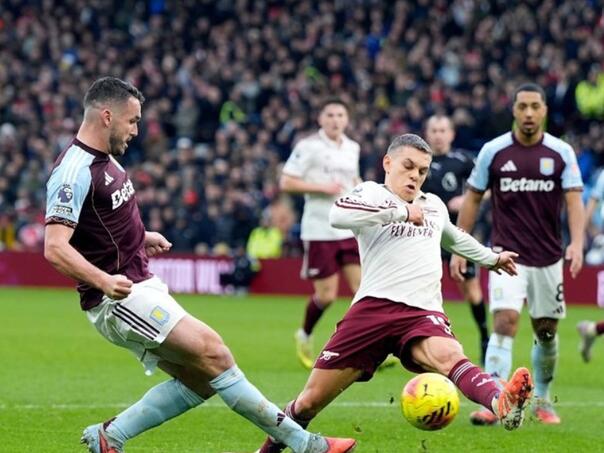 Aston Villa slavi: Arsenal pao u sudijskoj nadoknadi