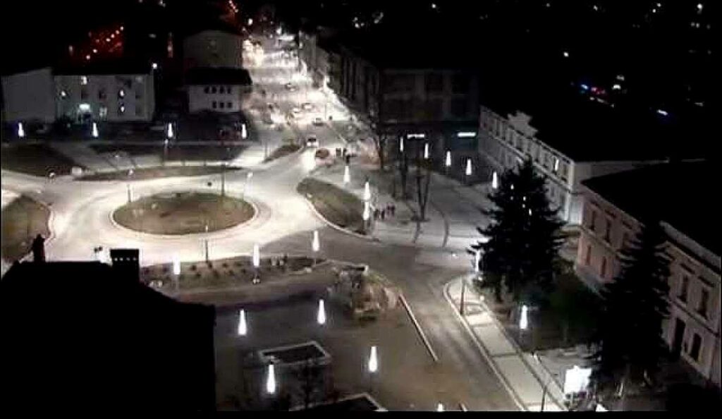 Muškarac uznemiravao radnicu u kasinu, pa razbio aparat nakon gubitka novca