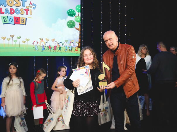 Emin Sihirlić i Tajra Tojaga pobjednici dječjeg festivala “Most mladosti”