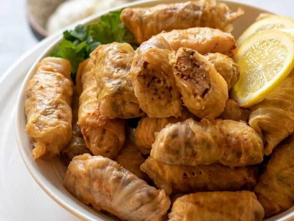 Recept za savršenu posnu sarmu: Svi će se oduševiti i tražiti još