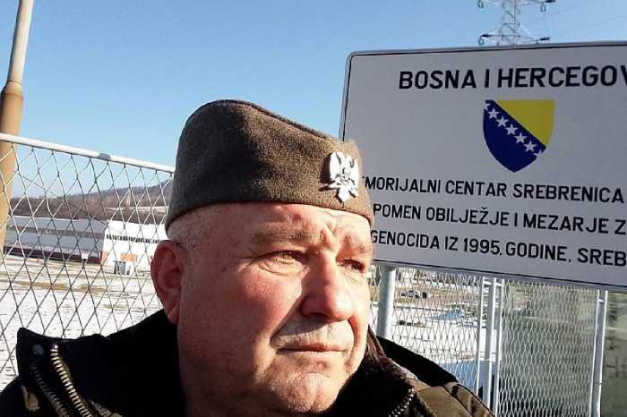 Četnik iz Srbije provocirao ispred Memorijalnog centra Srebrenica u Potočarima