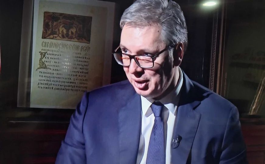 “Pa negdje je stativ, a negdje kišobran, ali puške nema” (VIDEO)