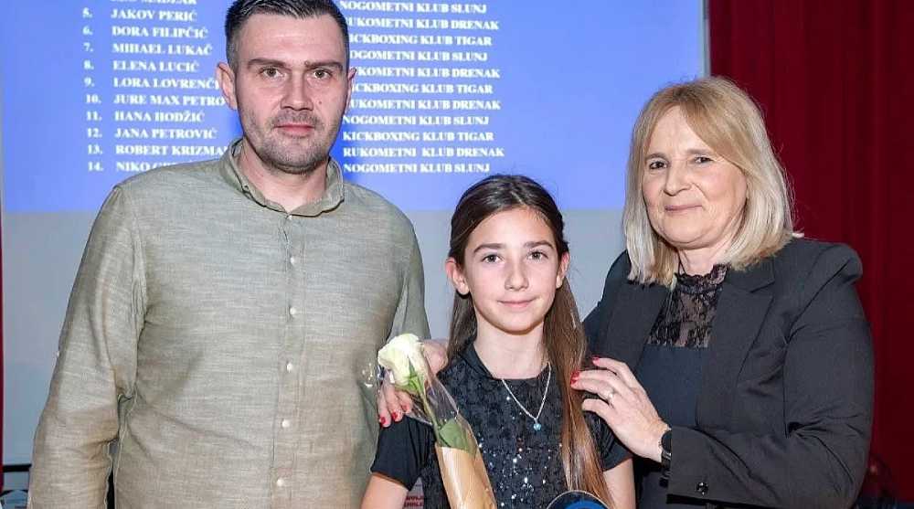 U jednom danu dva priznanja u dvije države