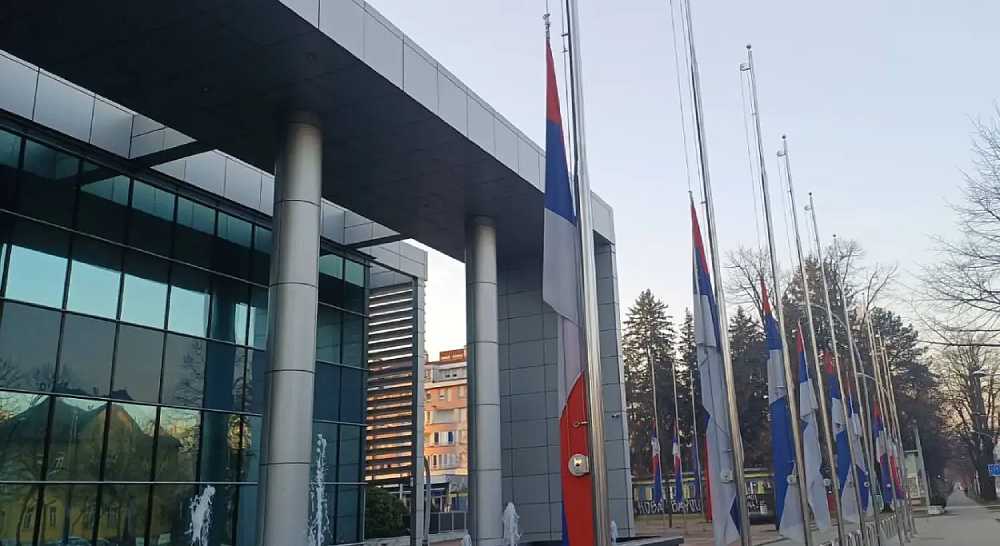 U RS-u zastave na pola koplja zbog Dana nezavisnosti BiH