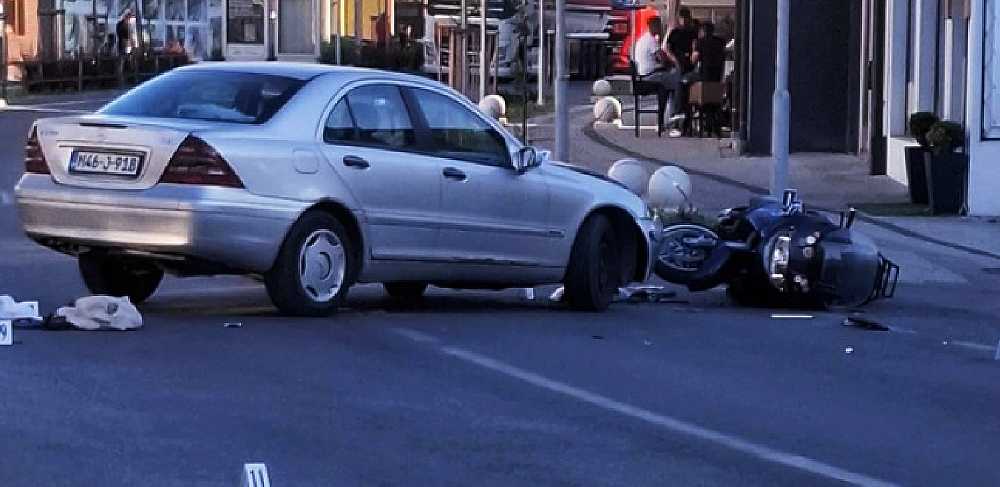 Saobraćajna nesreća u Bosanskoj Krupi: Povrijeđen vozač motocikla