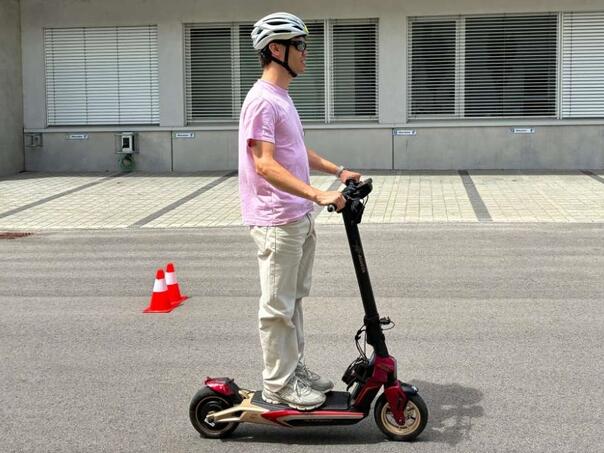 Inteligentni kočioni sistem mogao bi učiniti e-romobile sigurnijim