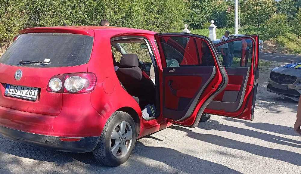 Teška saobraćajna nesreća u blizini škole, jedna osoba povrijeđena