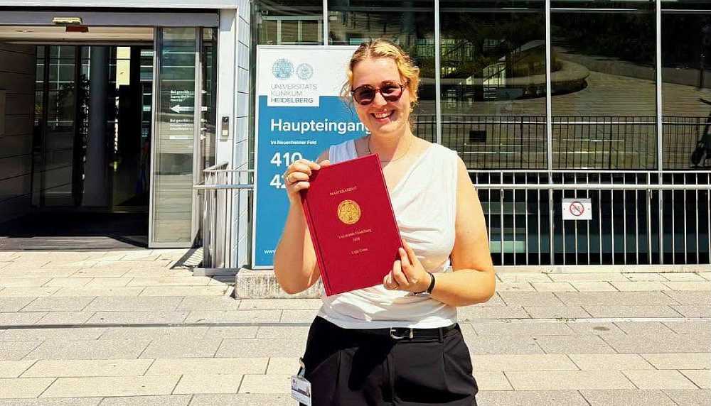 Čestitamo! Bužimljanka Lejla Ćosić magistrirala na Univerzitetu u Heidelbergu