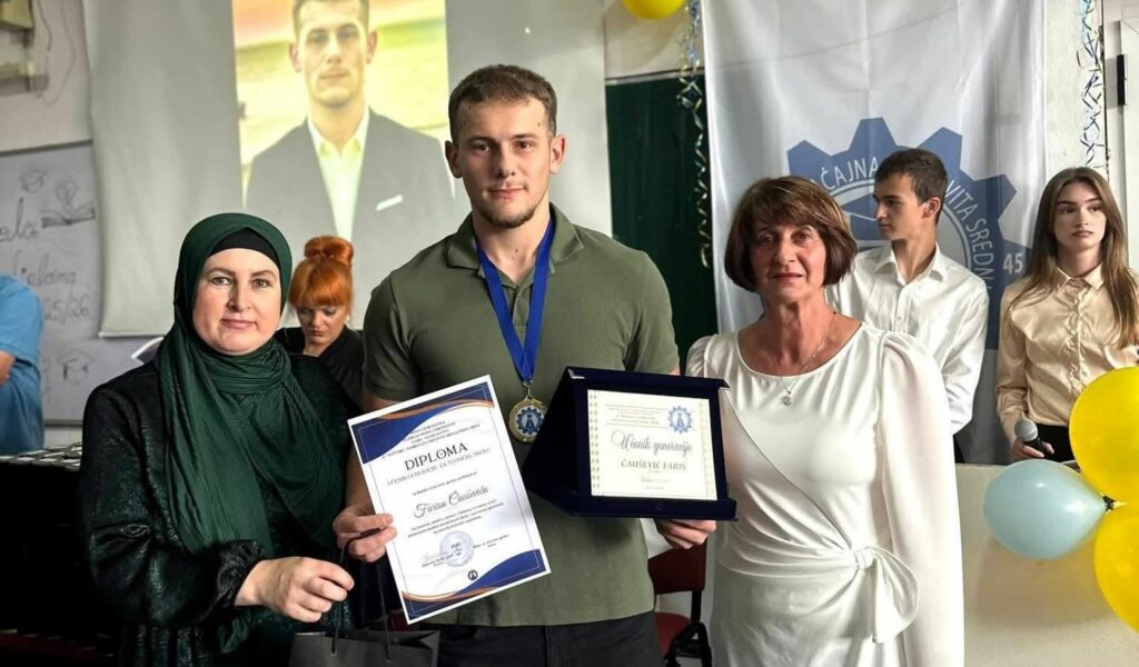 Golman i kapiten RK „Cepelin-Krajina“ Cazin Faris Čaušević proglašen učenikom generacije