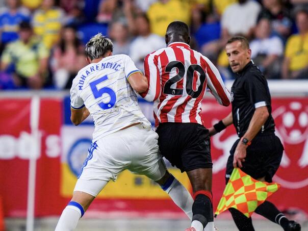 Muharemović debitovao za Leeds, odigrao skoro cijeli meč