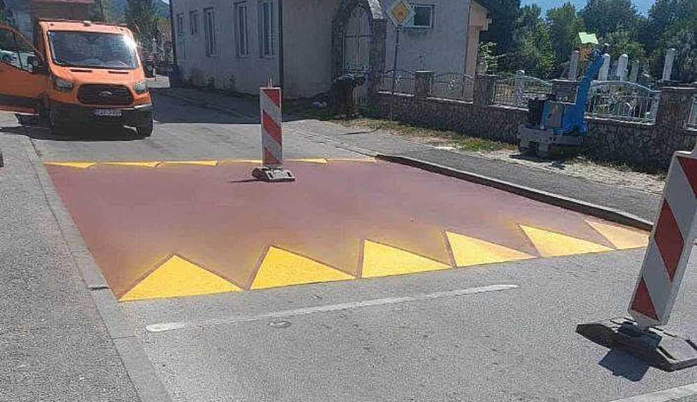 Postavljene uzdignute plohe koje će usporiti vozače i povećati sigurnost