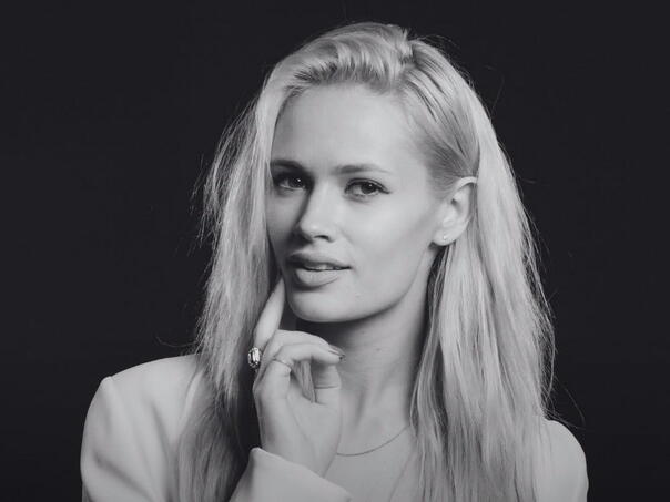Preminula pjevačica Lauren Bennett (37)