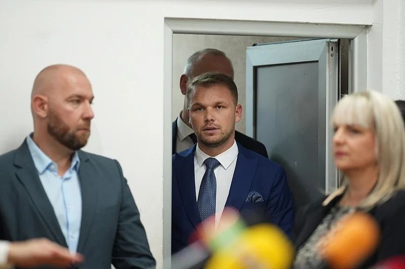 Mladi ljudi su pretrpjeli silu