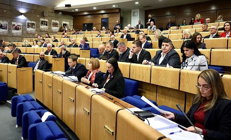 Vladajuće stranke u FBiH imaju 10 dana da riješe tri važna pitanja