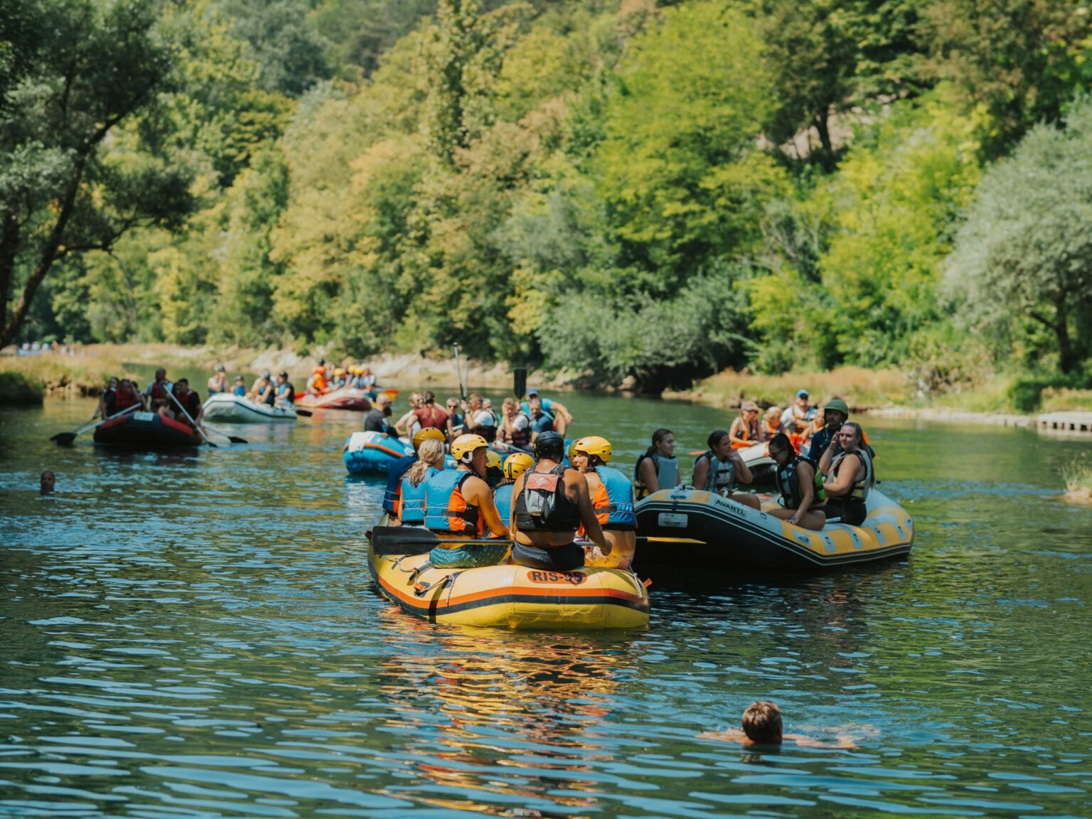 Una ponovo okupila stotine ljubitelja prirode i sporta (FOTO/VIDEO)