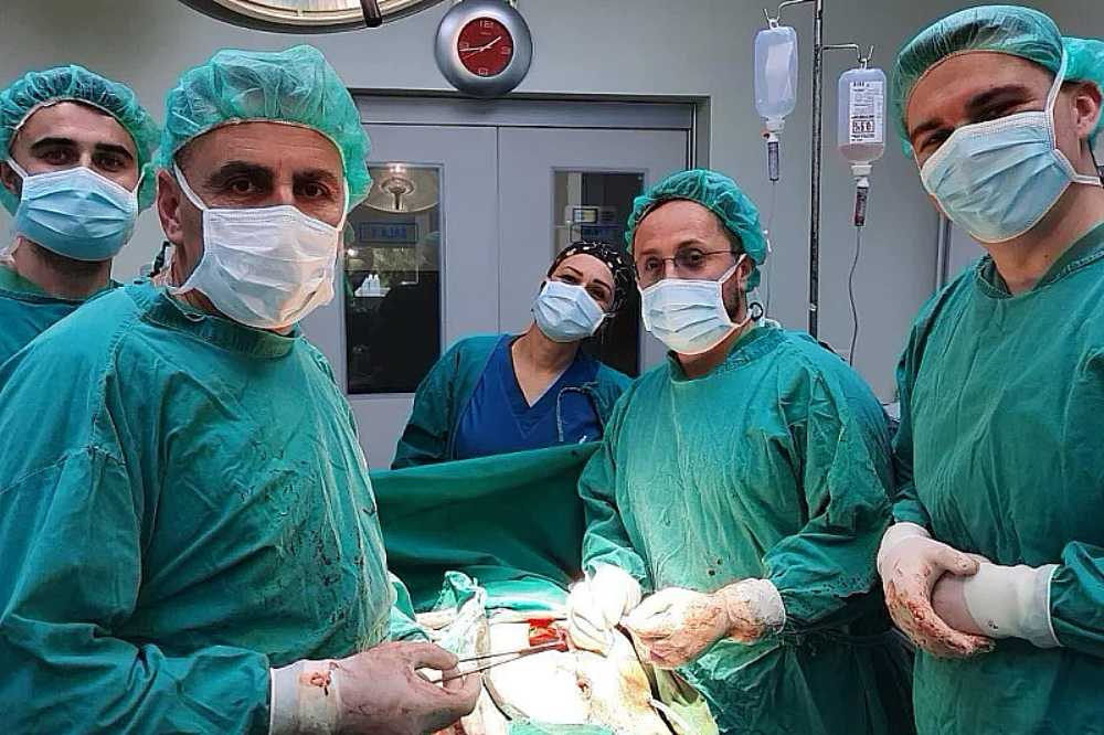 Uklonili ogroman tumor od 20 cm bez žrtvovanja ijednog organa