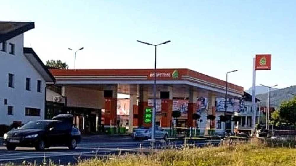 U saobraćajnoj nesreći poginula dvojica mladića