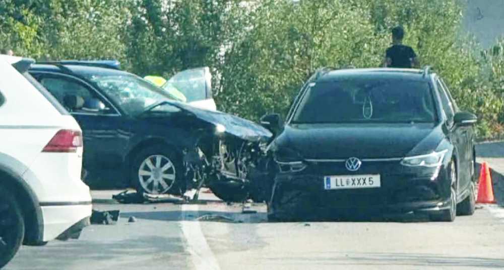 Teška saobraćajna nesreća u naselju Kamenica (FOTO)