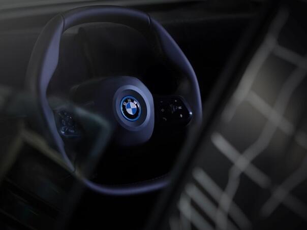 Propao BMW-ov plan, ništa od terenca koji će parirati G-klasi