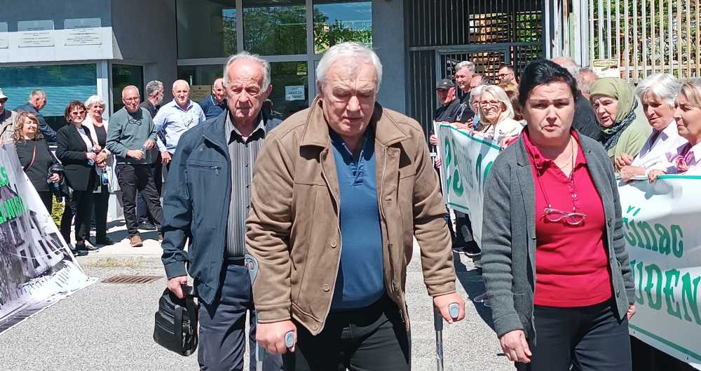 Sina od 17 godina odveli iz Biljana, pronađen u masovnoj grobnici