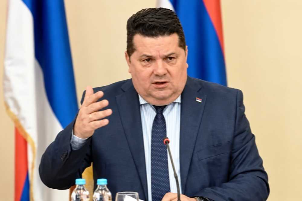 Podivljali Stevandić poručio Bošnjacima i EU: “Šta čekate, hajde krećite…”