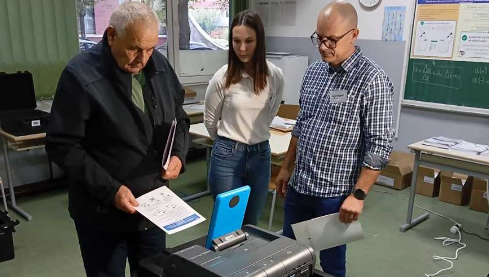 Građani od jutros na biralištima