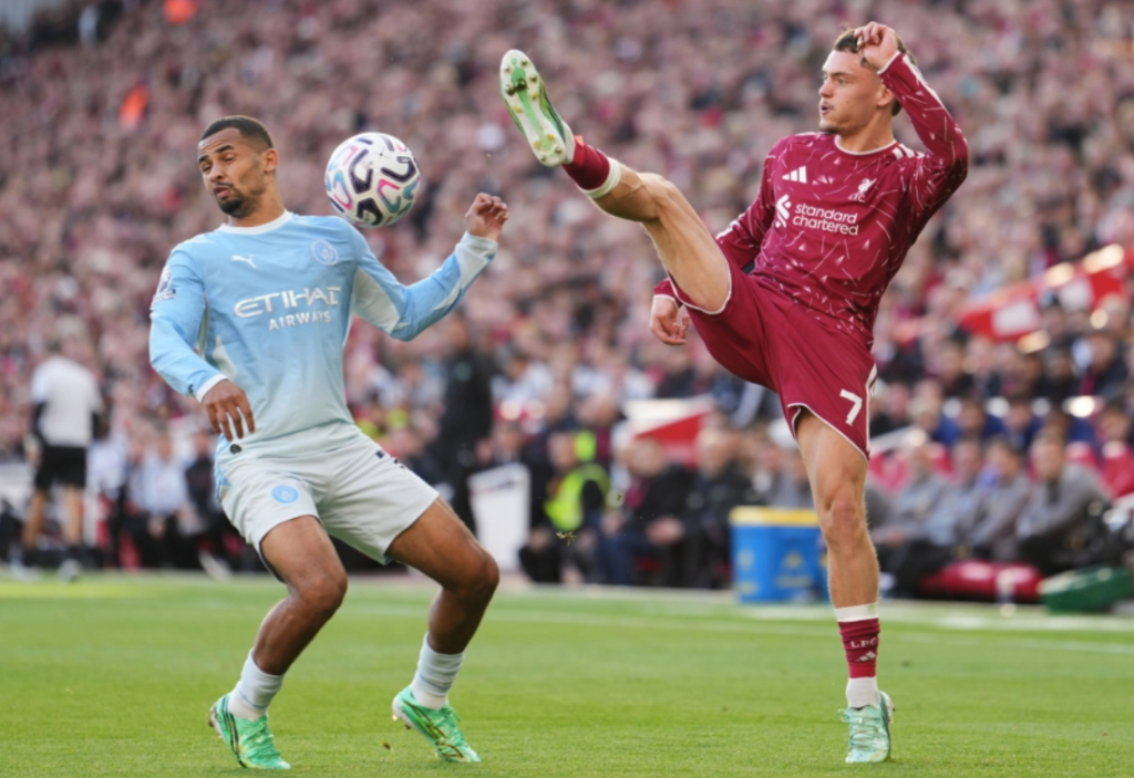 Manchester City poslije crvenog kartona presudio Liverpoolu na “Anfieldu”